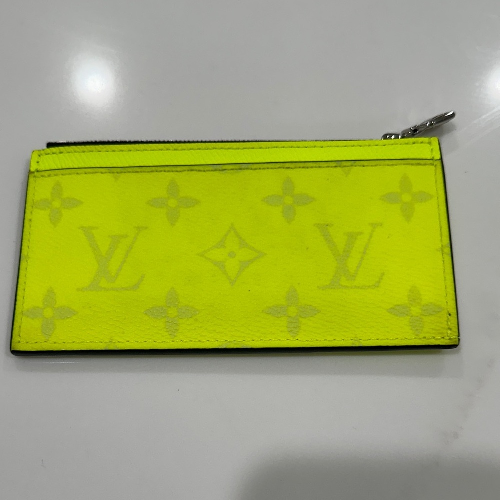 Louis Vuitton Fluorescent Yellow Card Wallet - Picture 2 of 6